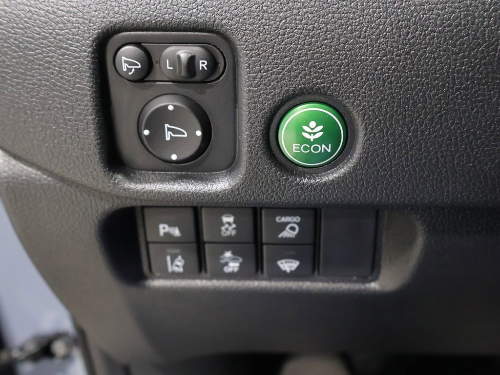Used 2025 Honda Ridgeline TrailSport image 35