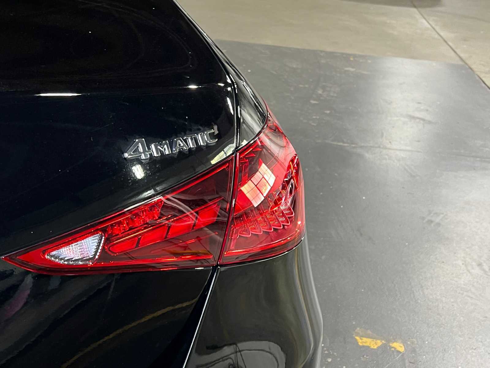 Used 2024 Mercedes-Benz C 300 4MATIC Sedan image 15