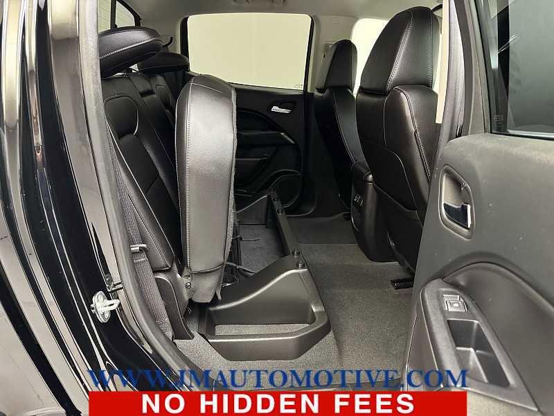 Used 2022 Chevrolet Colorado LT w/ Redline Special Edition image 17