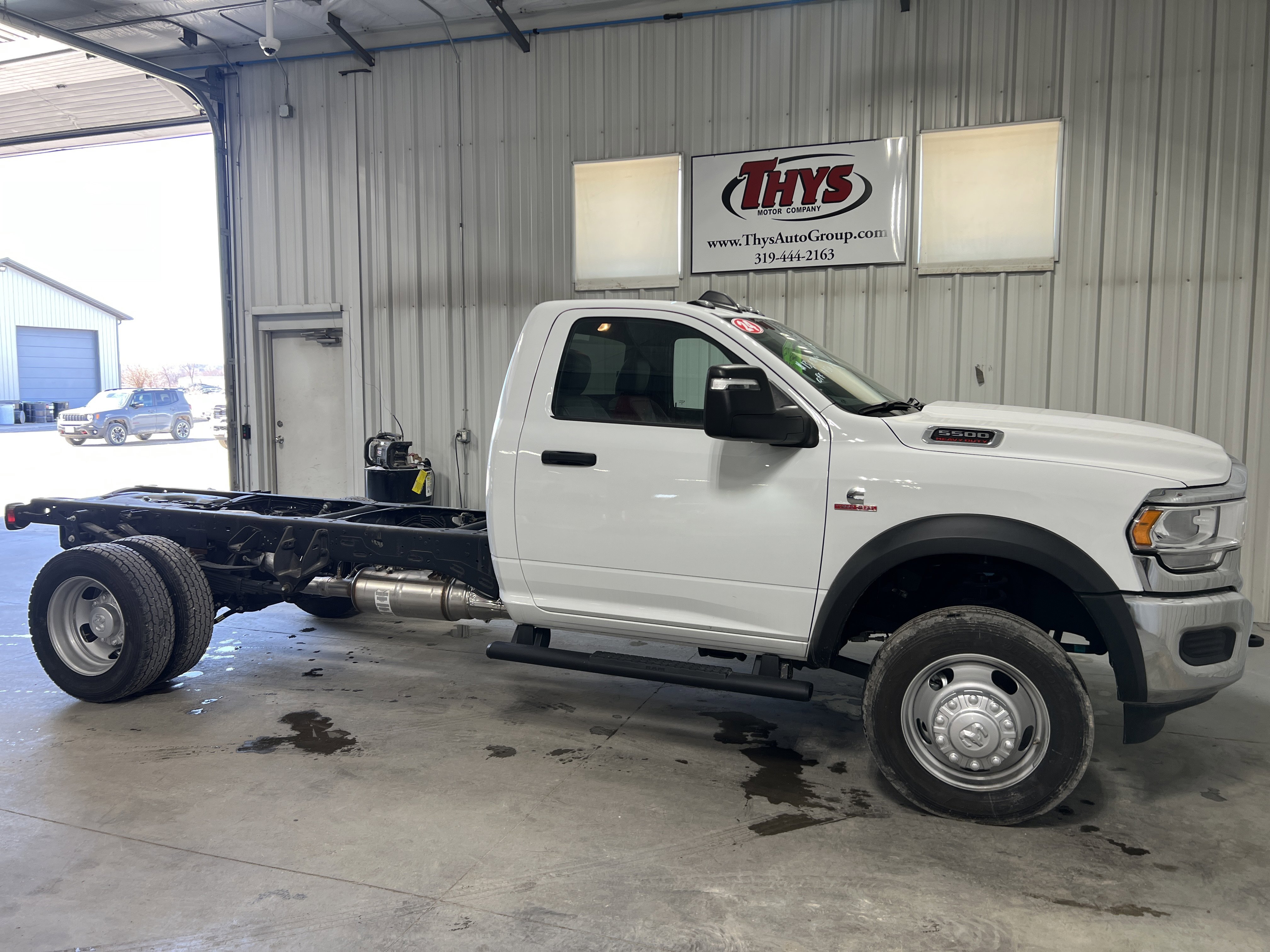 Used 2024 RAM 5500 Tradesman AWD/4WD image 2