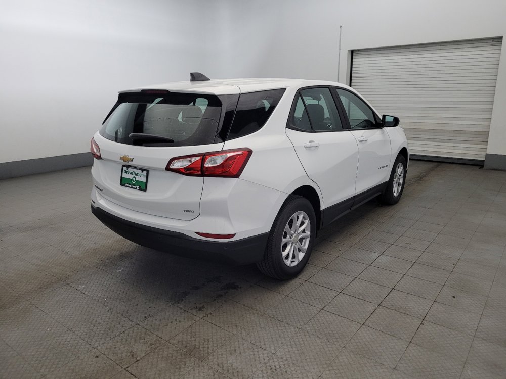 Used 2021 Chevrolet Equinox LS image 9