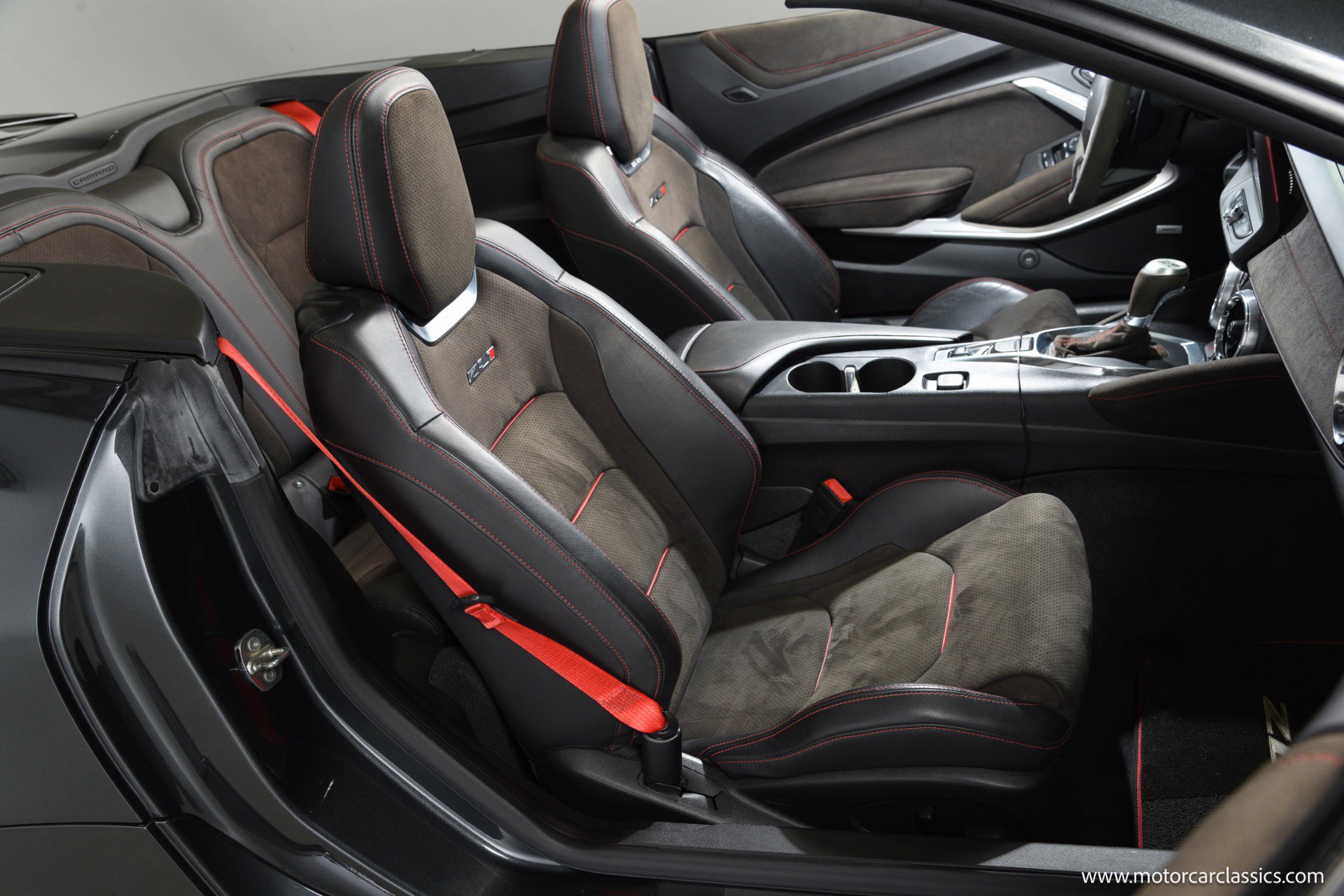 Used 2017 Chevrolet Camaro ZL1 RWD image 32