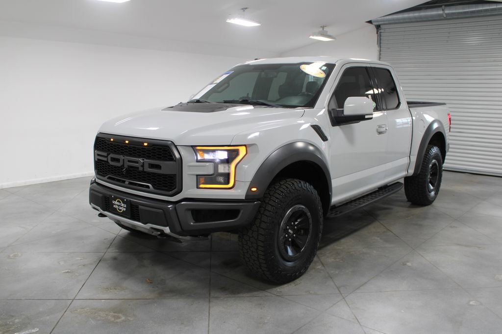 Used 2017 Ford F150 Raptor w/ Equipment Group 802A Luxury image 4