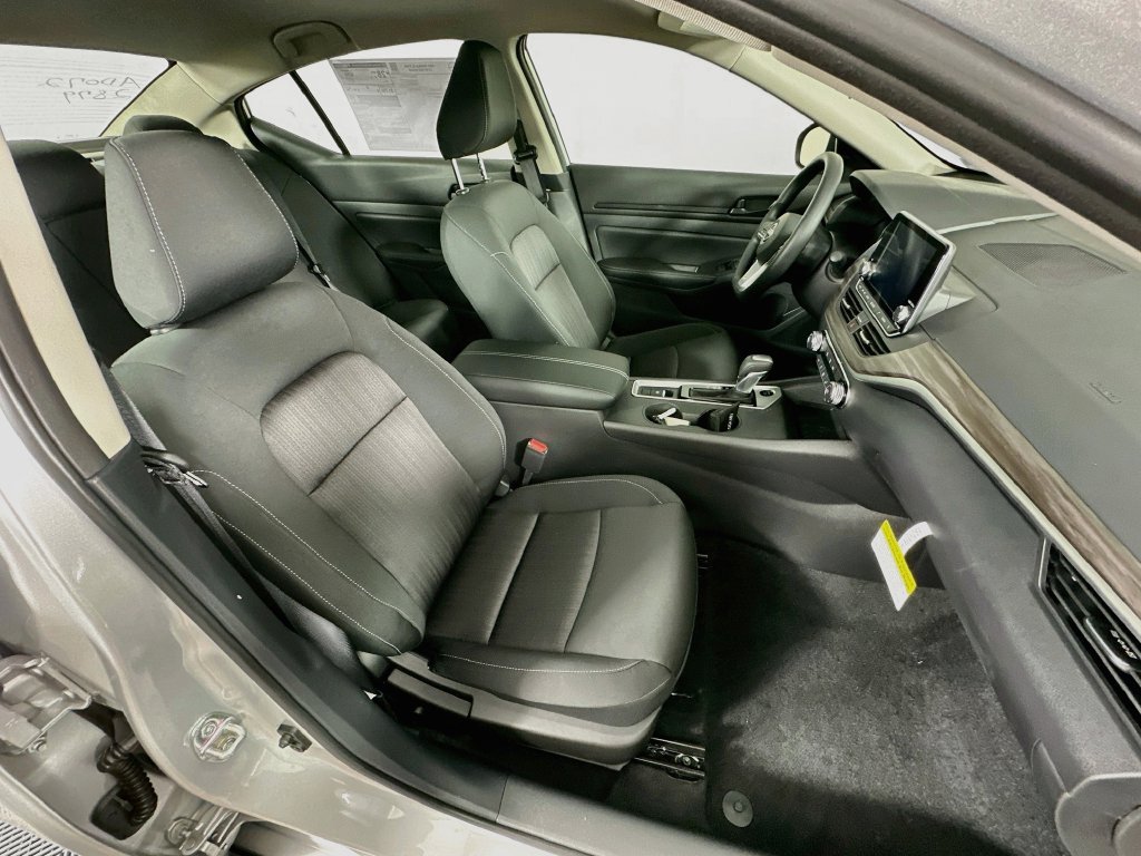 New 2026 Nissan Altima 2.5 SV AWD/4WD image 33