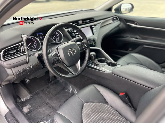 Used 2020 Toyota Camry SE w/ Carpet Mat Package FWD image 11