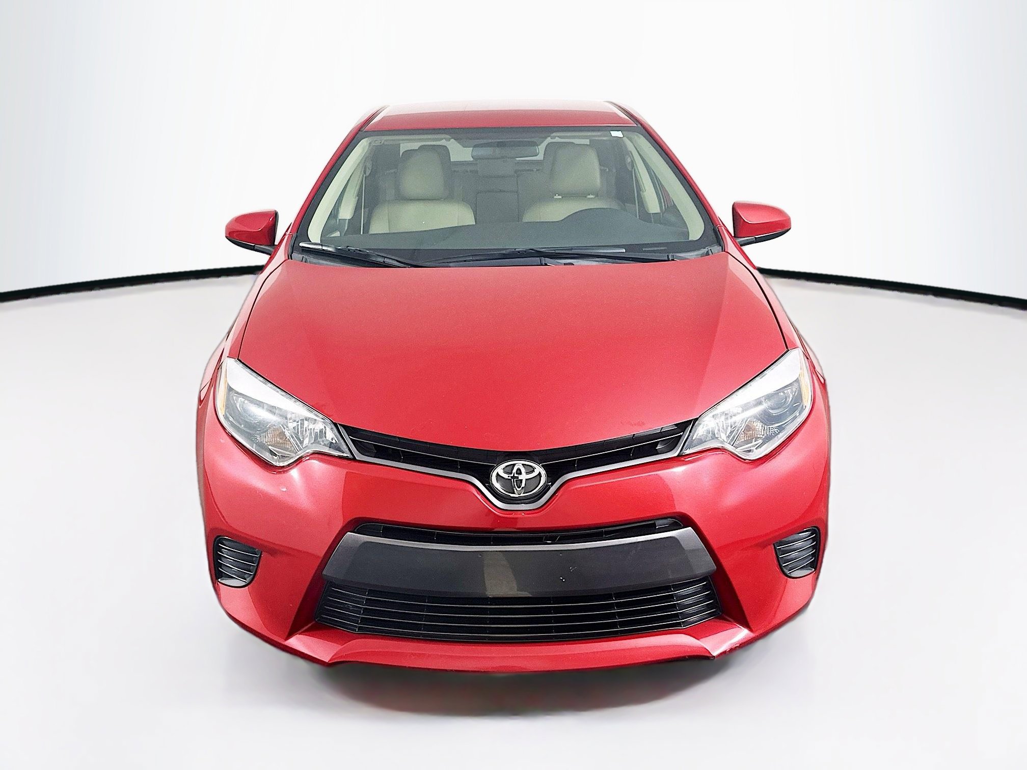 Used 2015 Toyota Corolla LE image 2