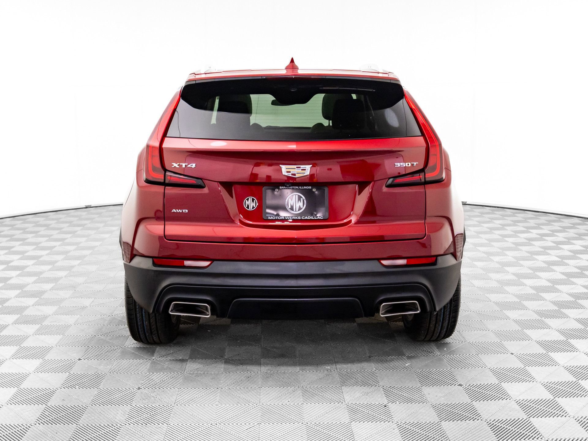 Certified 2023 Cadillac XT4 Luxury w/ Cold Weather Package image 5