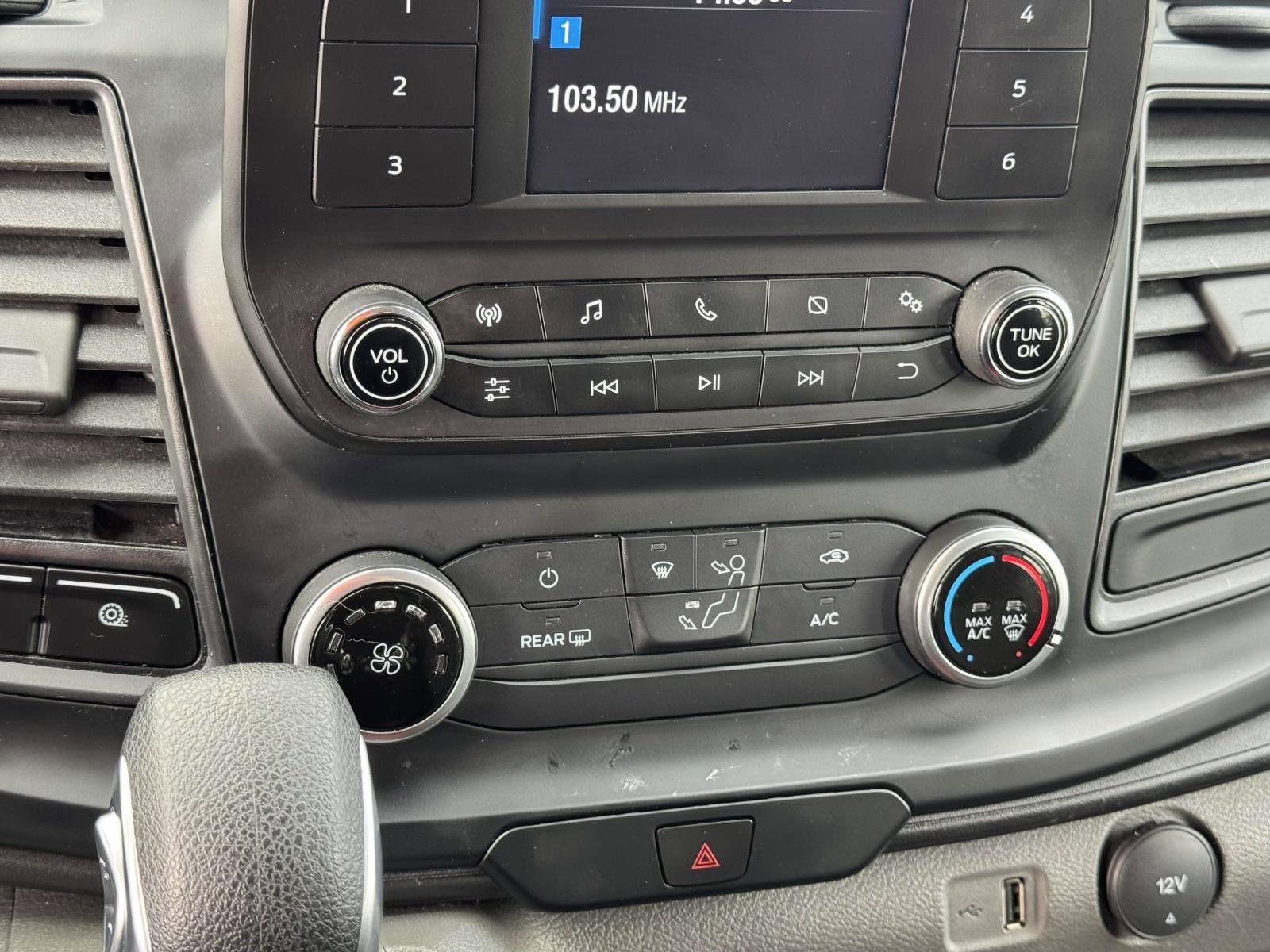 Used 2024 Ford Transit 250 Low Roof AWD w/ Exterior Upgrade Package image 11