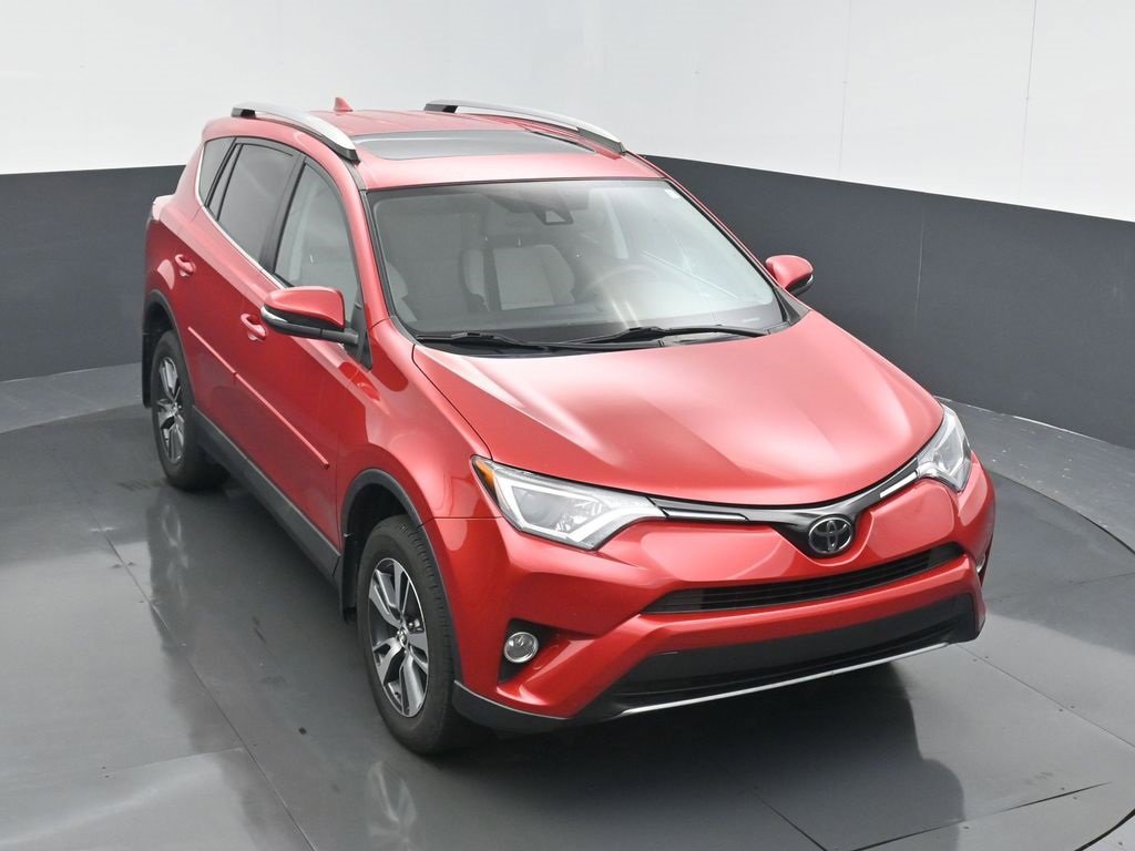 Used 2017 Toyota RAV4 XLE w/ Premium Extra Value Package image 3