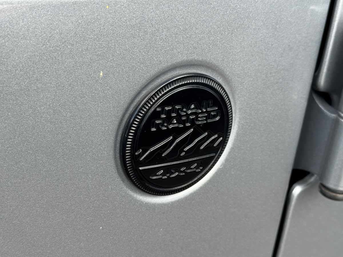 Used 2021 Jeep Gladiator Sport AWD/4WD image 6