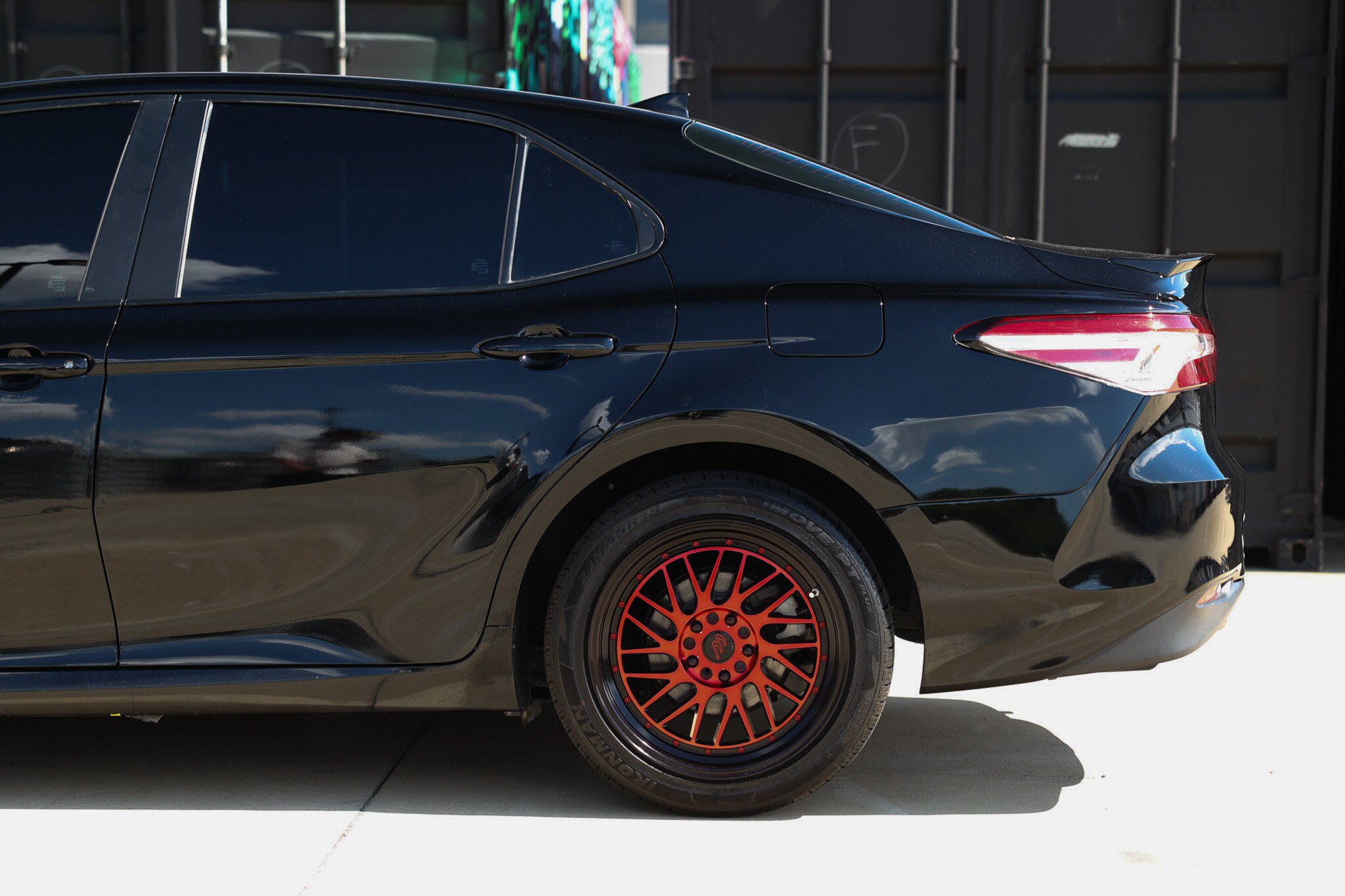 Used 2020 Toyota Camry LE FWD image 27
