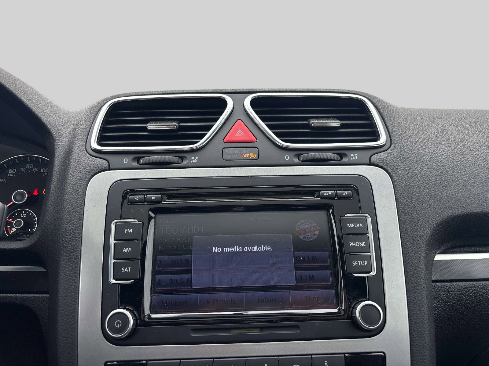 Used 2013 Volkswagen Eos image 30