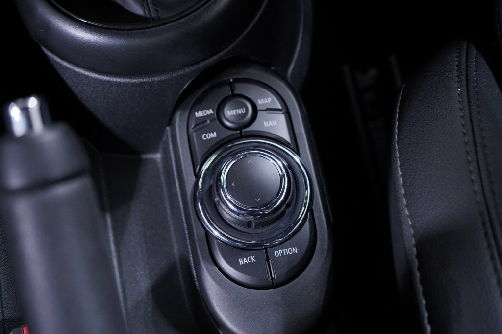 Used 2024 MINI Cooper S FWD image 16