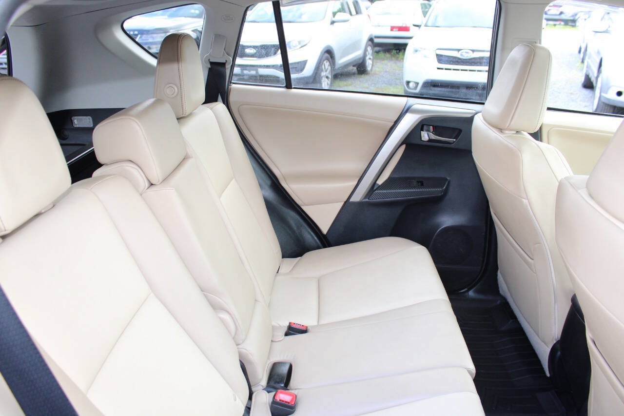 Used 2013 Toyota RAV4 Limited AWD/4WD image 20