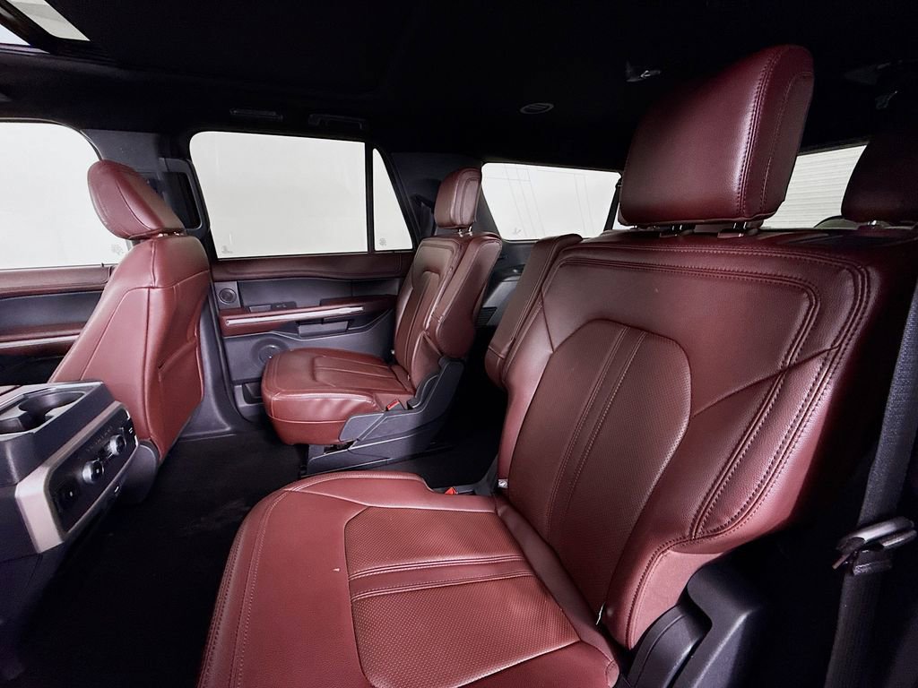 Used 2024 Ford Expedition Max Limited image 24