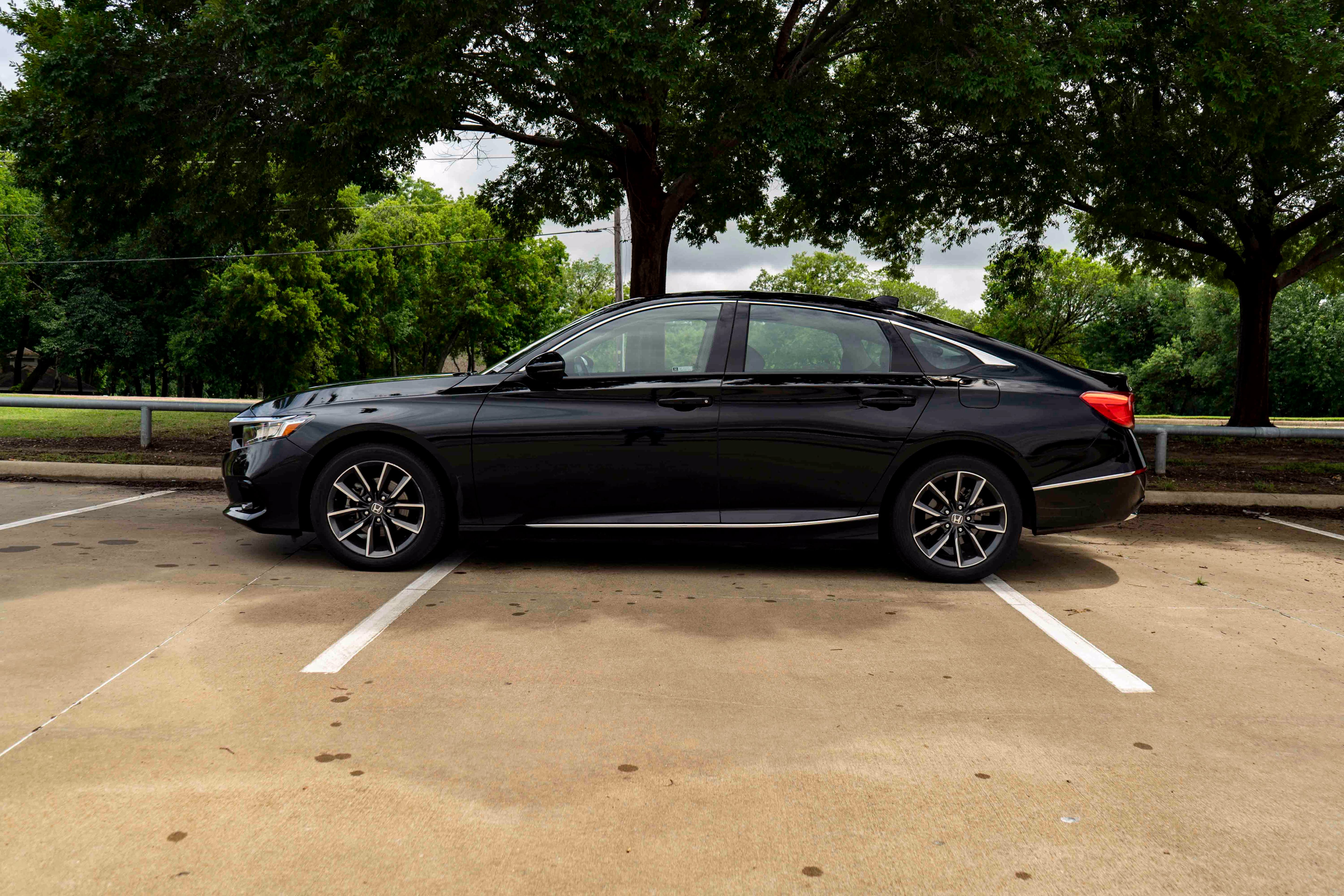 Used 2021 Honda Accord EX-L image 7