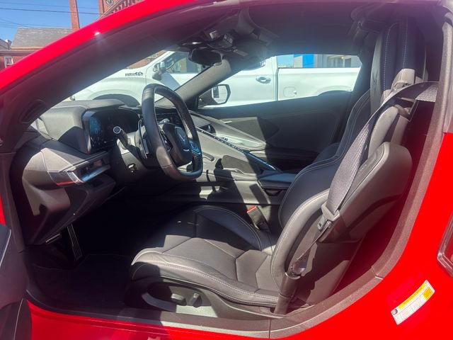 Used 2022 Chevrolet Corvette Stingray Coupe w/ 1LT RWD image 10