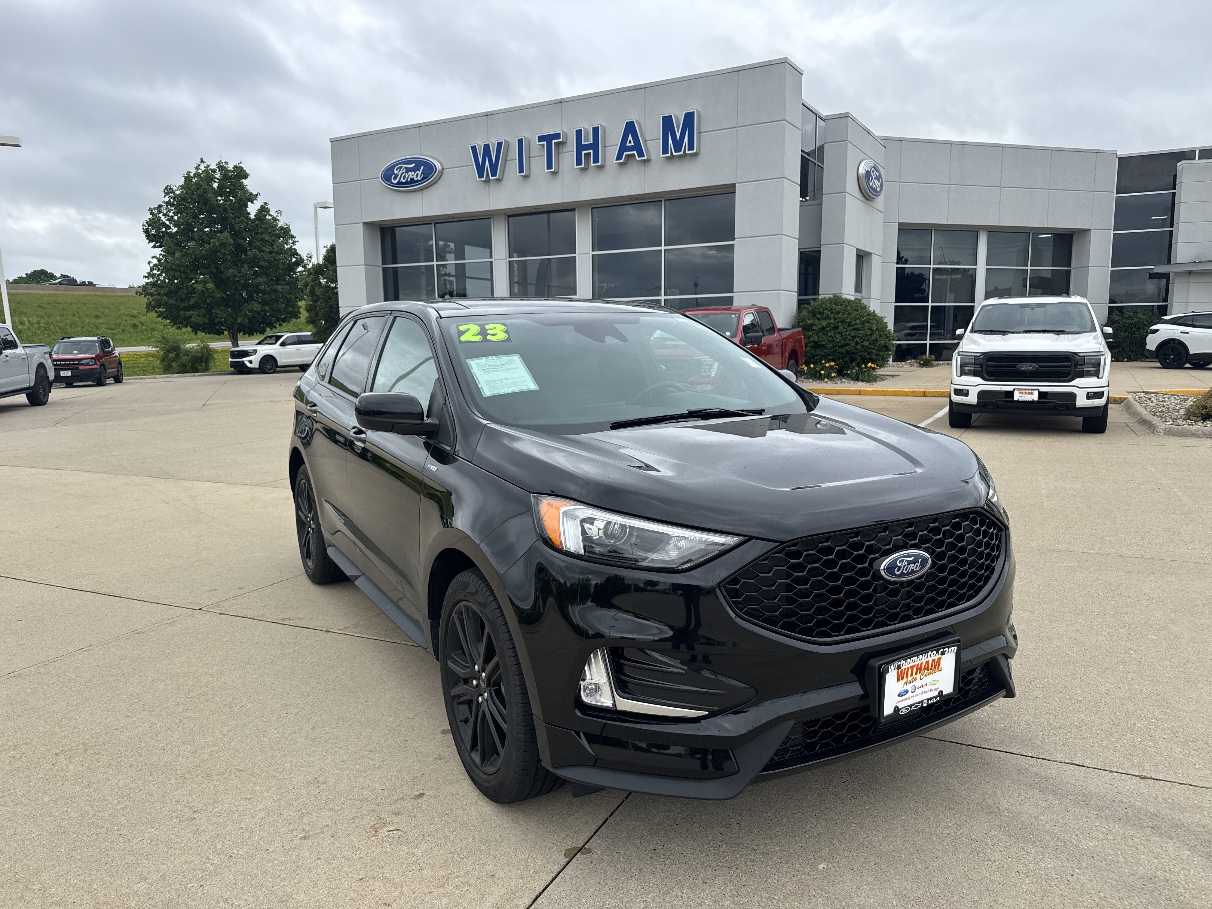 Used 2023 Ford Edge ST-Line AWD/4WD image 4