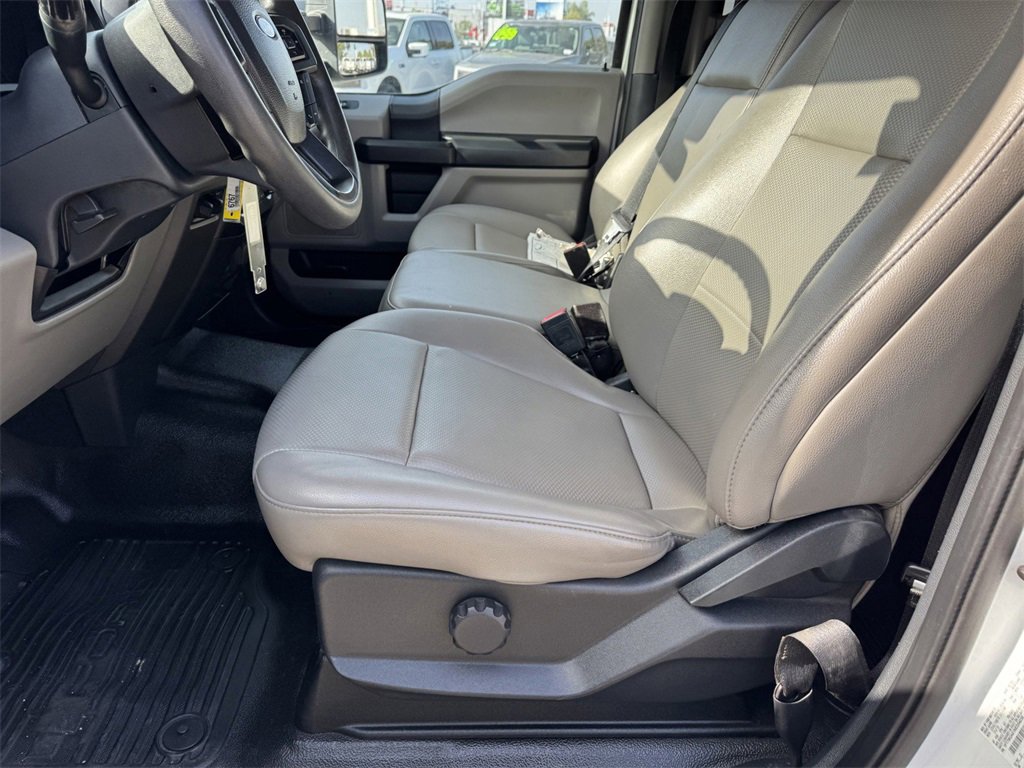 Certified 2022 Ford F250 XL w/ Power Equipment Group image 16