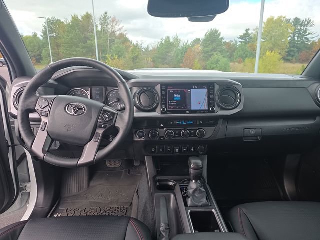 Used 2023 Toyota Tacoma TRD Sport image 12