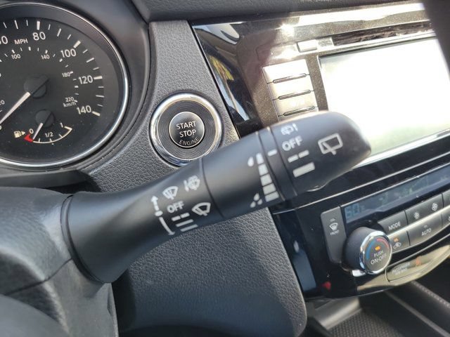 Used 2020 Nissan Rogue Sport SL FWD image 30