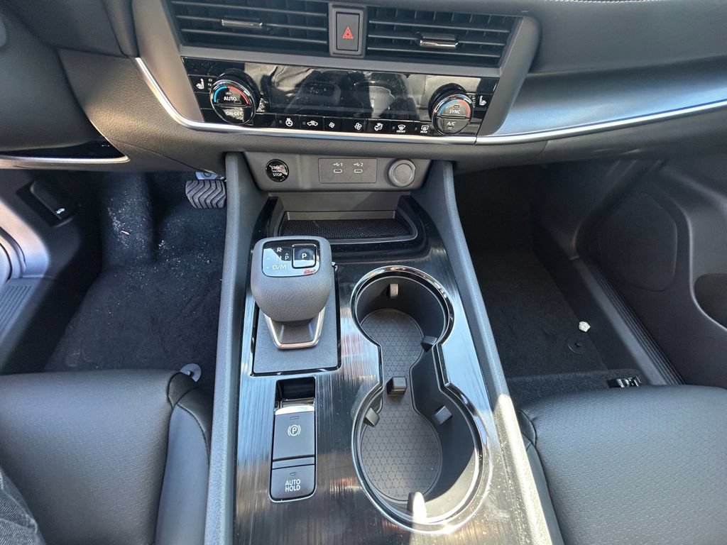New 2026 Nissan Rogue Dark Armor AWD/4WD image 11