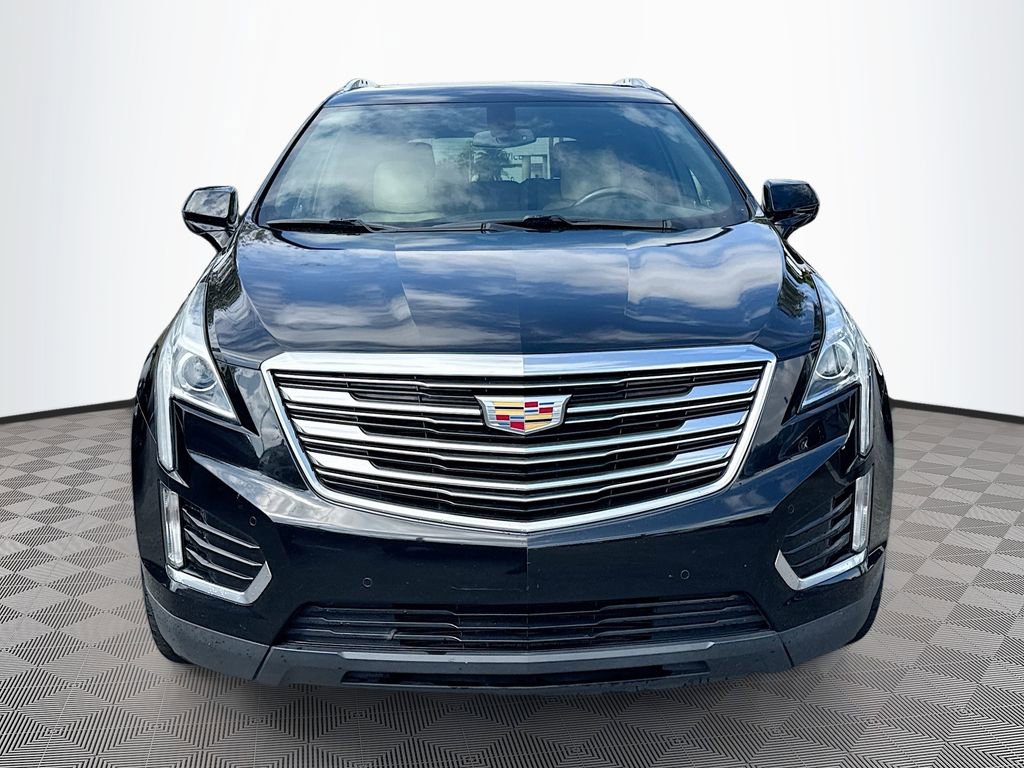 Used 2018 Cadillac XT5 Luxury image 2