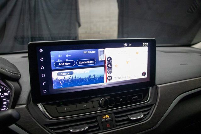 Used 2025 Nissan Altima 2.5 S image 33