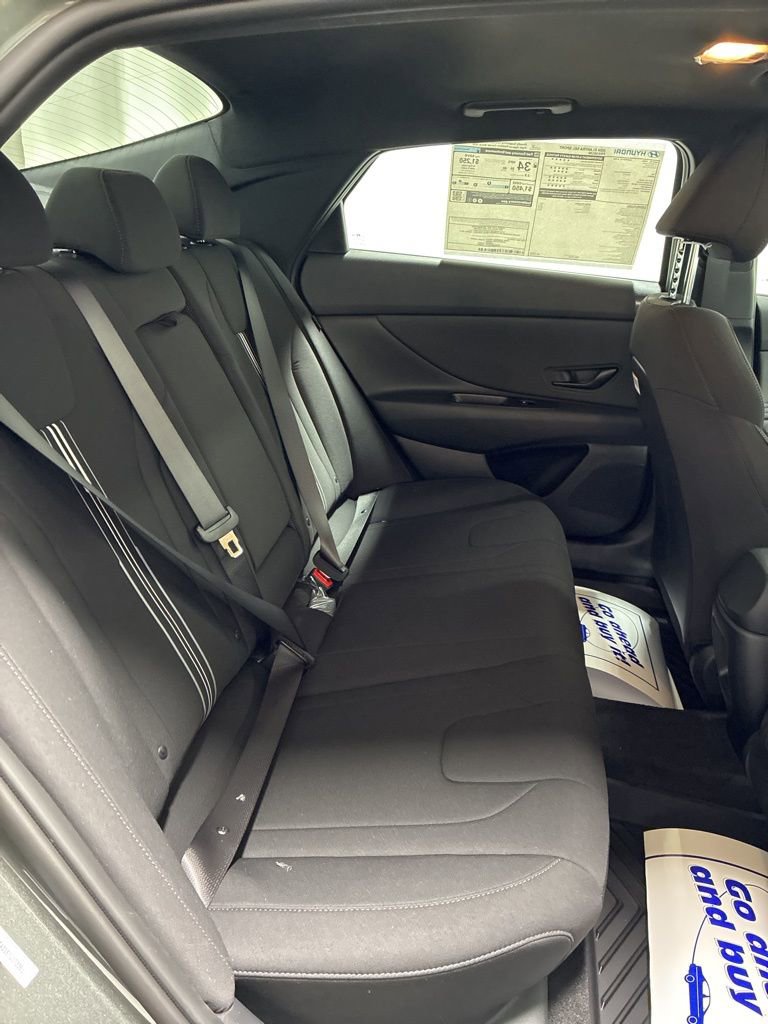New 2026 Hyundai Elantra SEL Sport Premium FWD image 25