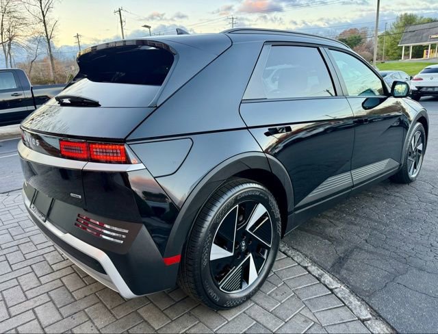 Used 2025 Hyundai Ioniq 5 SE image 10