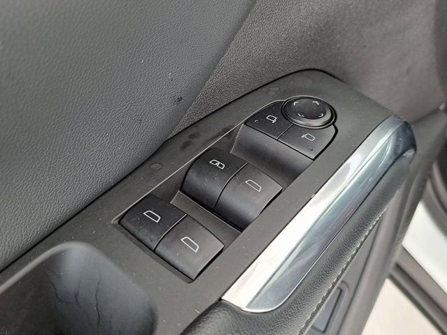 Used 2025 Chevrolet Traverse LT image 20