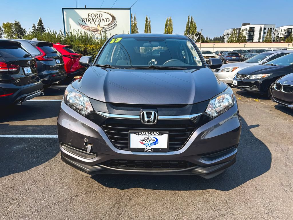 Used 2017 Honda HR-V LX image 4