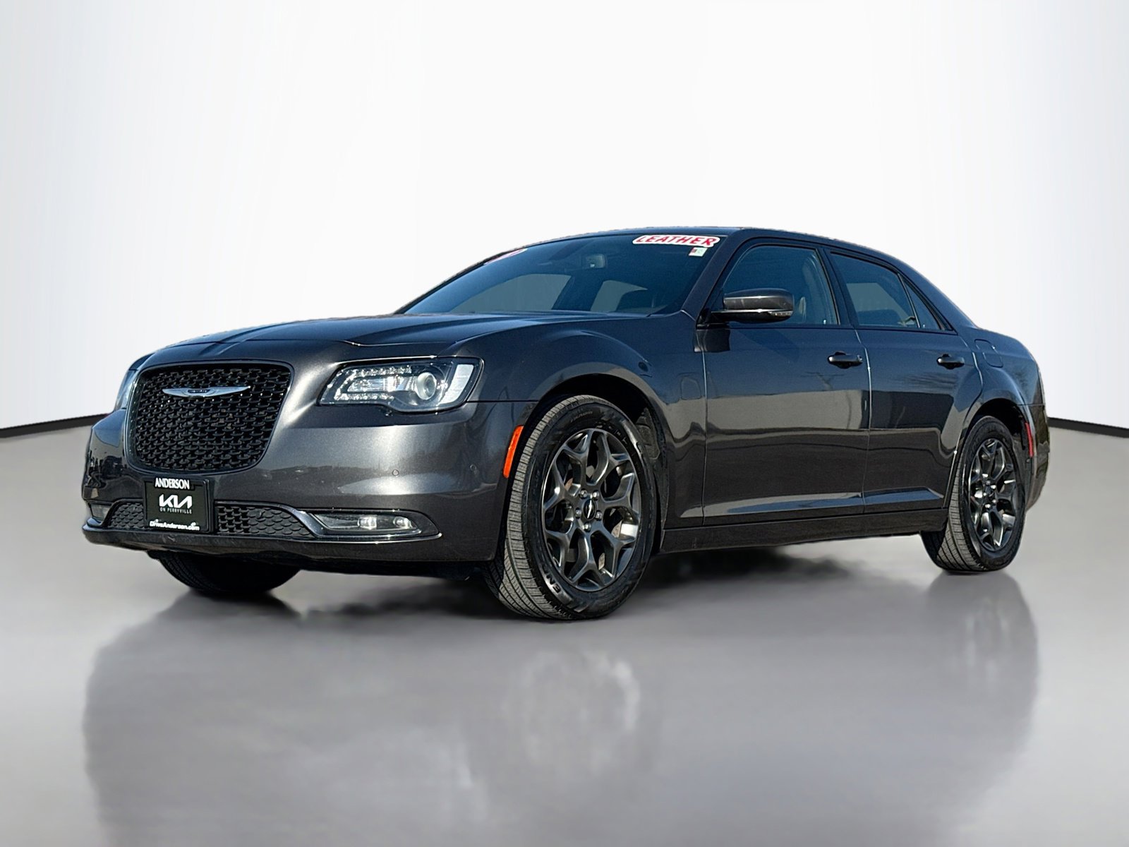 Used 2018 Chrysler 300 S w/ 300S Premium Group image 12