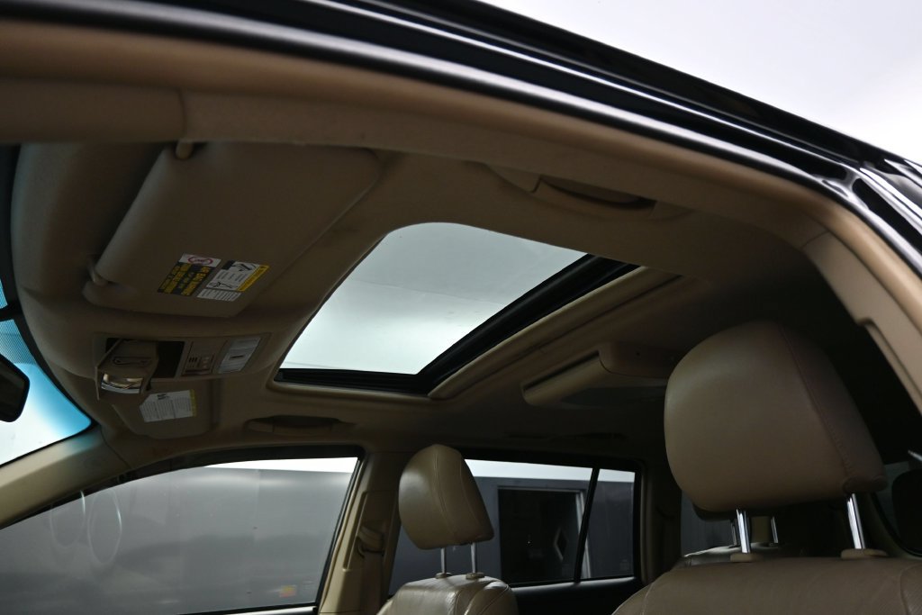 Used 2013 Toyota Highlander Limited AWD/4WD image 14