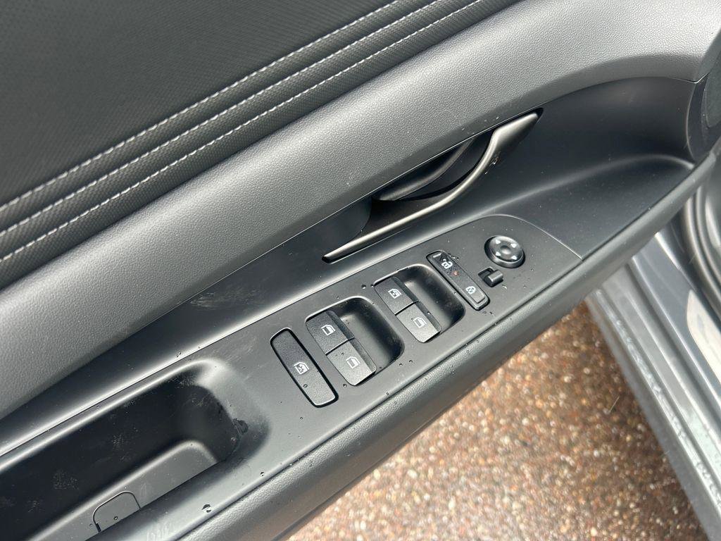 New 2026 Hyundai Elantra SEL Sport Premium image 14