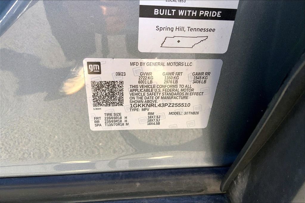 Used 2023 GMC Acadia SLE image 14