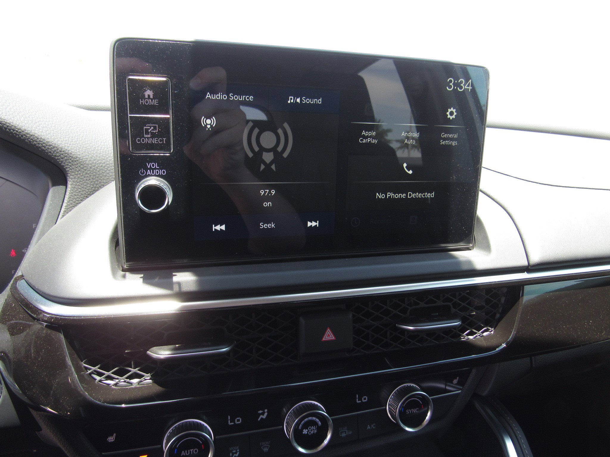 Certified 2025 Acura ADX FWD image 21