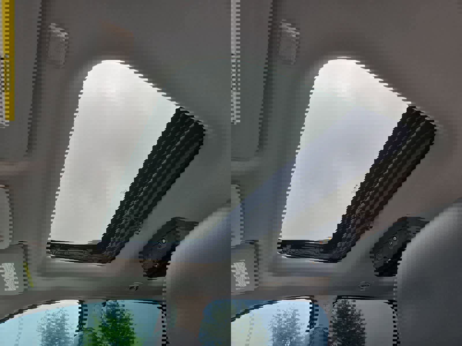 Used 2016 GMC Acadia SLT w/ Open Road Package AWD/4WD image 17