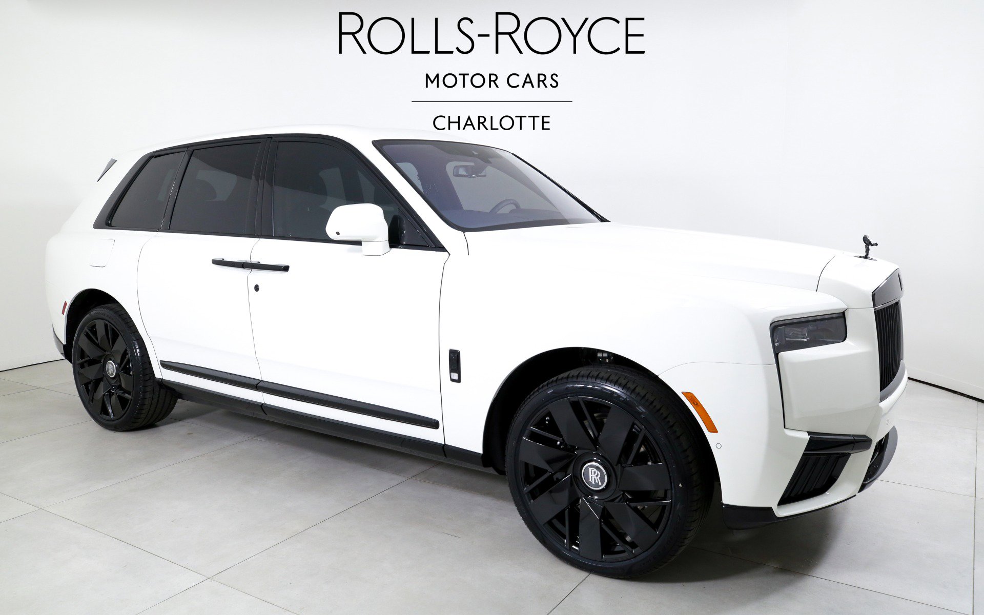New 2026 Rolls-Royce Cullinan AWD/4WD image 5