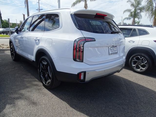 Used 2023 Kia Telluride EX FWD image 2