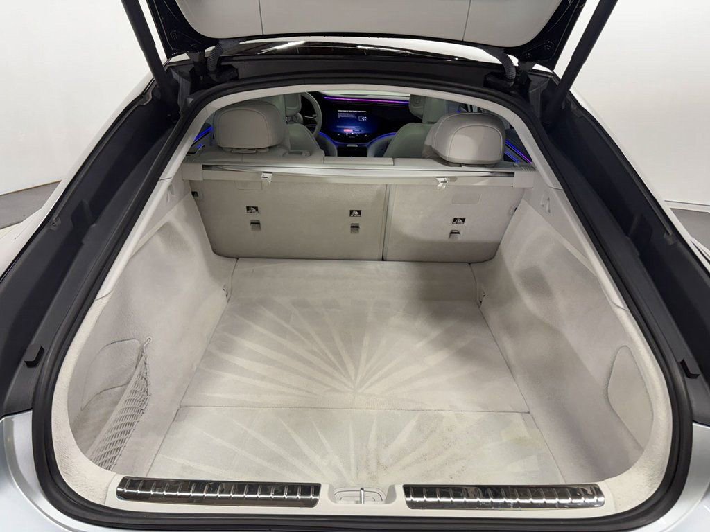 Used 2022 Mercedes-Benz EQS 580 4MATIC Sedan image 34