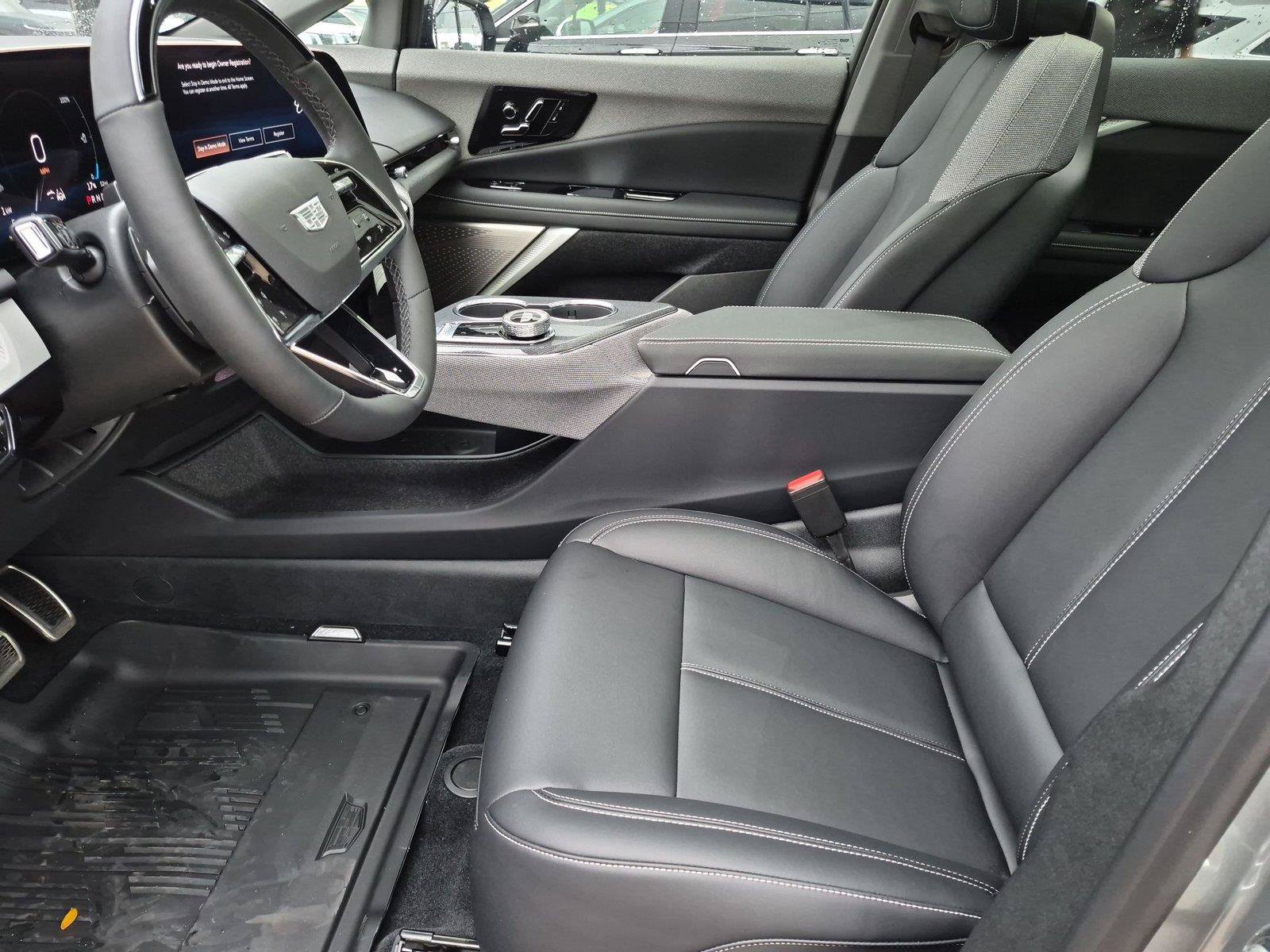New 2027 Cadillac Optiq Sport w/ LPO, Floor Liner Package AWD/4WD image 27