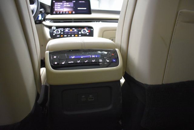 Used 2025 INFINITI QX60 Luxe w/ Vision Package image 34