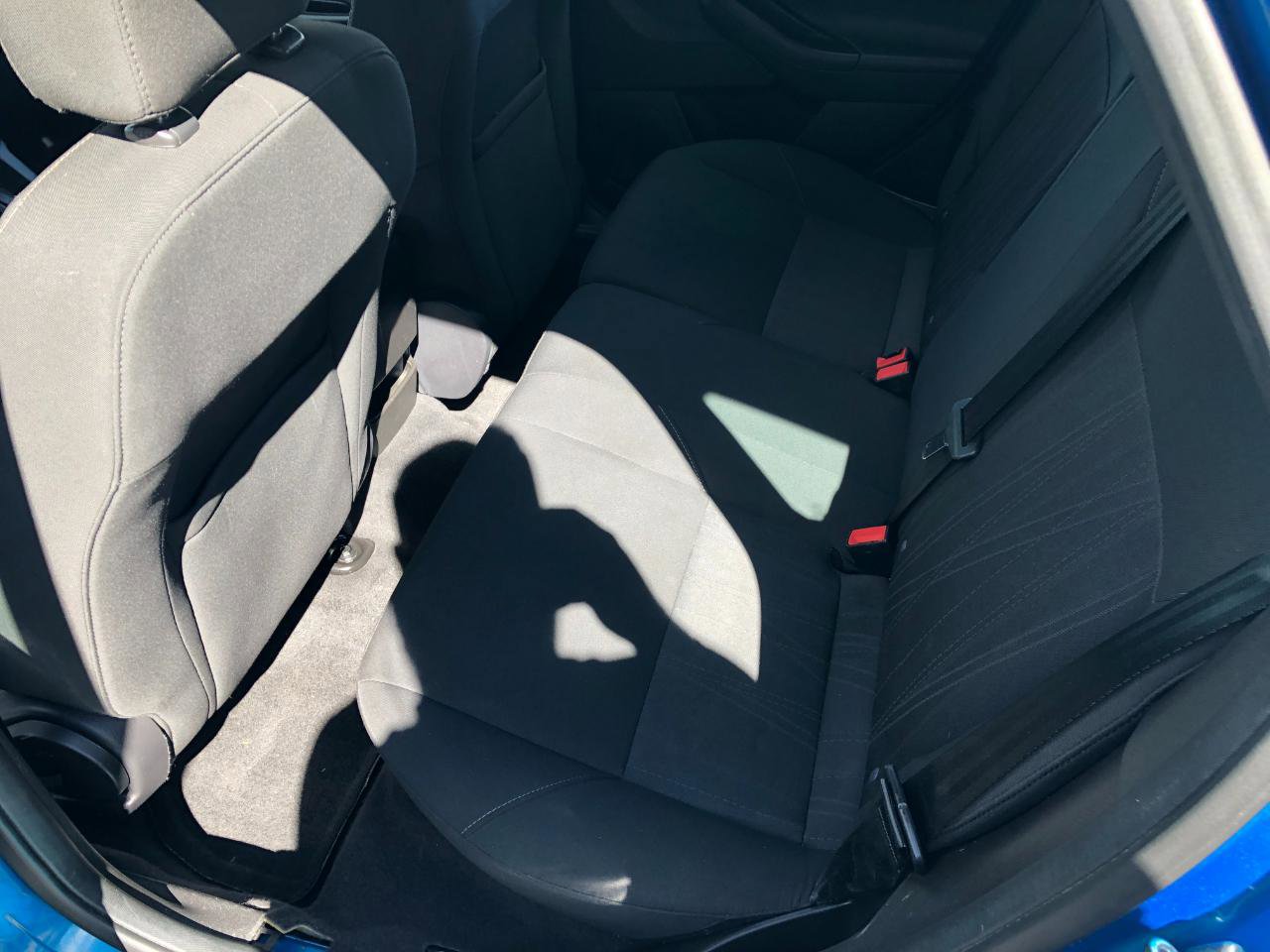 Used 2016 Ford Focus SE FWD image 24