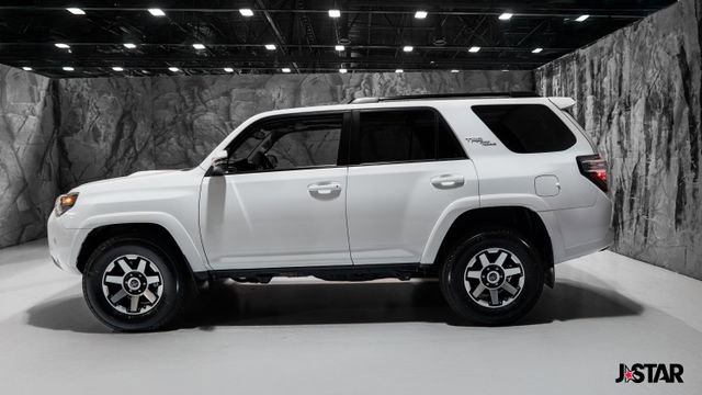 Used 2024 Toyota 4Runner TRD Off-Road Premium w/ Moonroof Package image 22