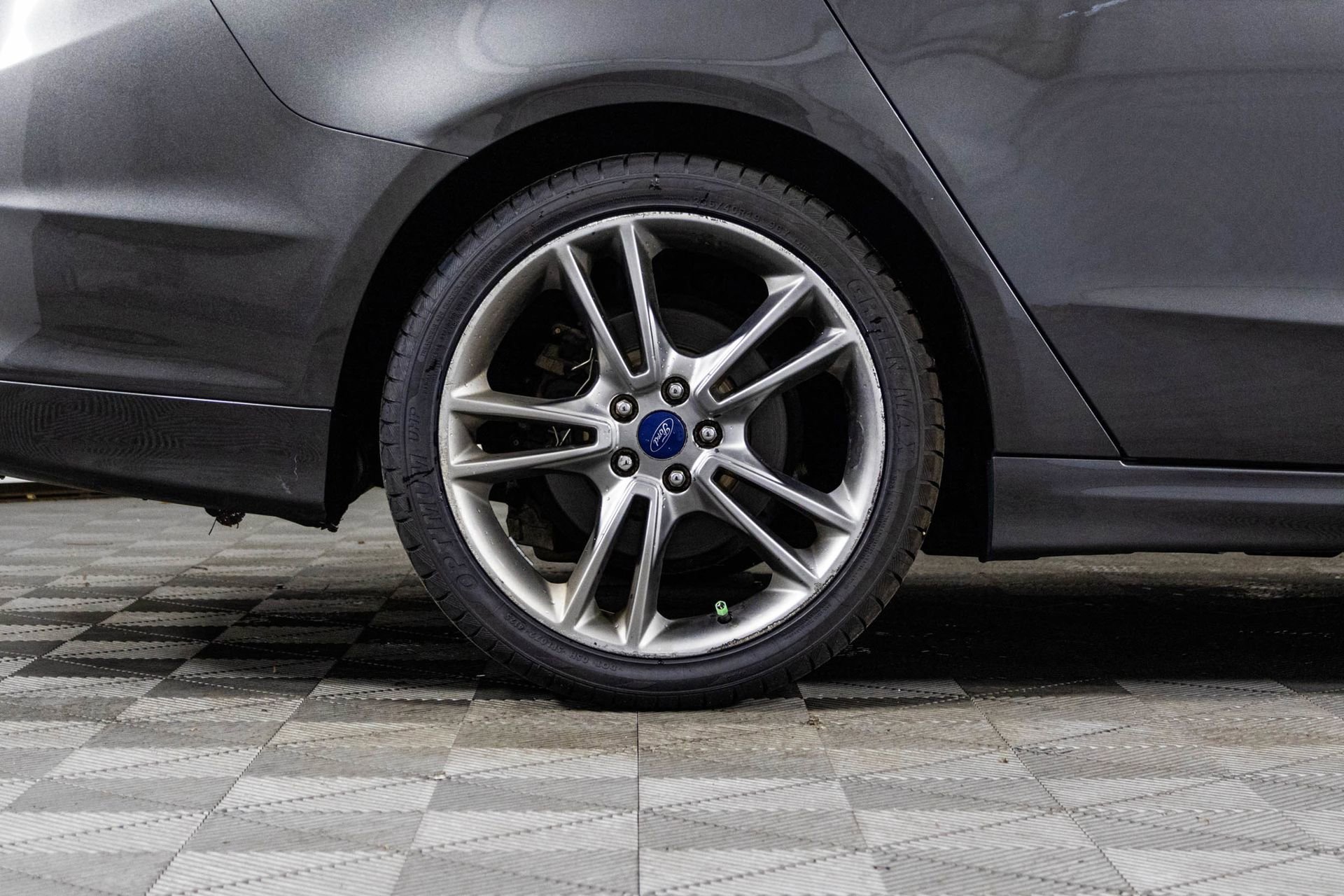 Used 2015 Ford Fusion Titanium image 42