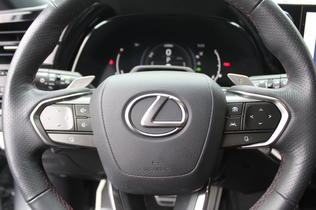 Used 2024 Lexus RX 500h F Sport w/ Convenience Package image 16