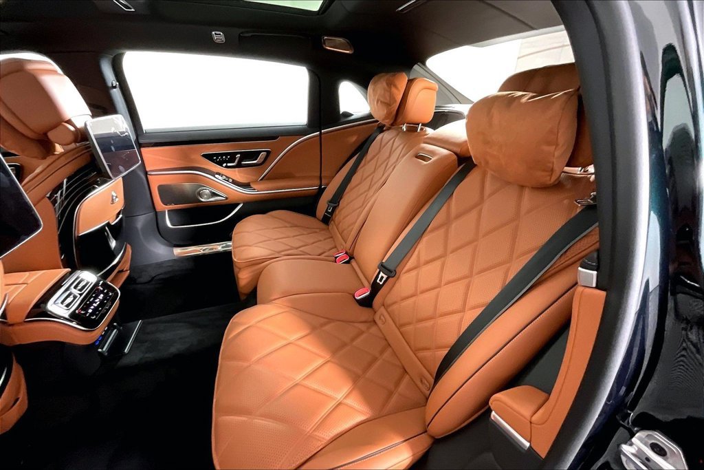 New 2026 Mercedes-Benz Maybach S 680 4MATIC image 10