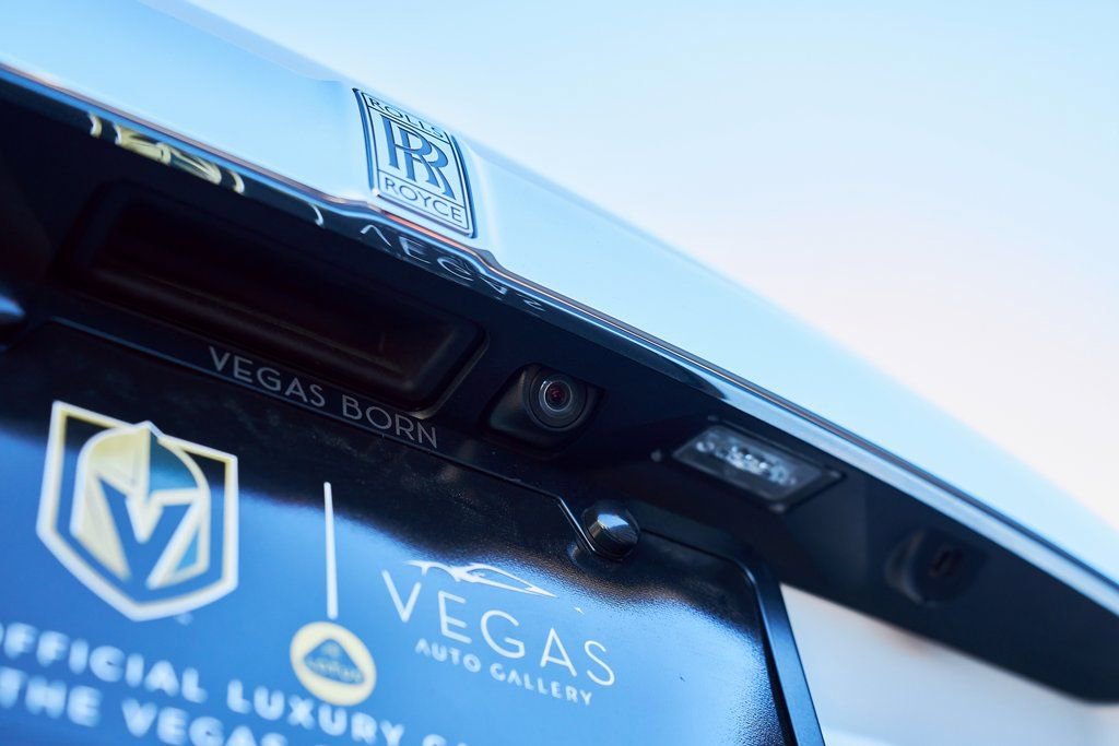 Used 2020 Rolls-Royce Wraith image 15