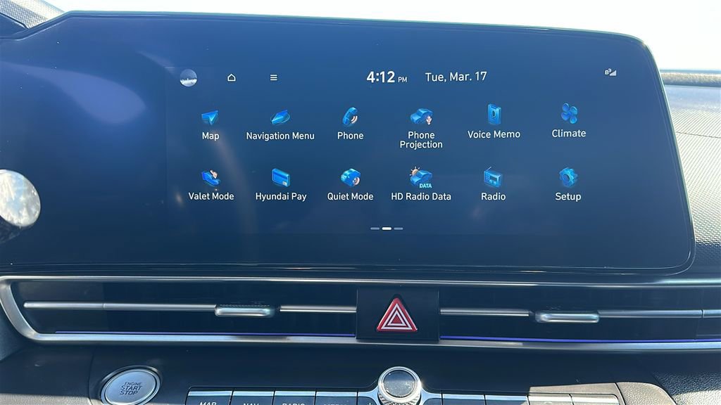 Certified 2024 Hyundai Elantra SEL image 24